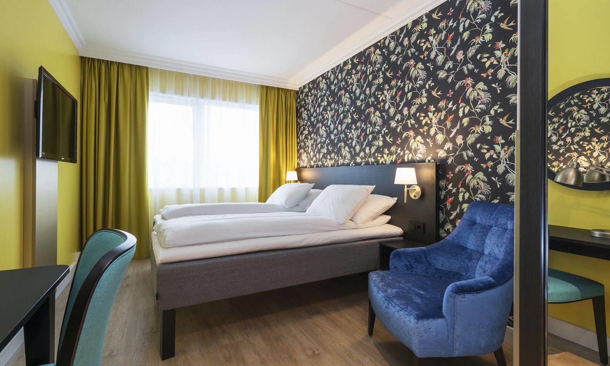 Thon Hotel Triaden Lorenskog Exterior photo